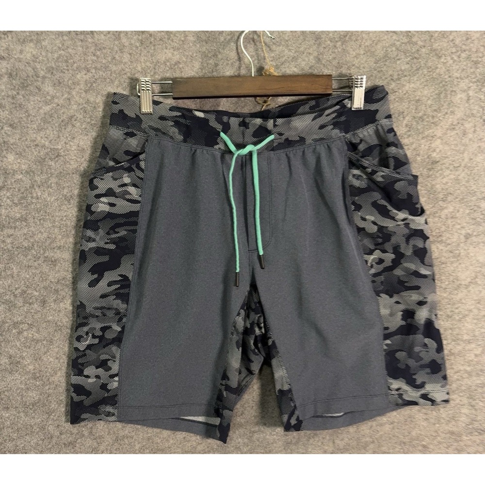 Lululemon Namaste At The Beach Shorts Mens Sz L Gray Camo Lined Swim Gym
